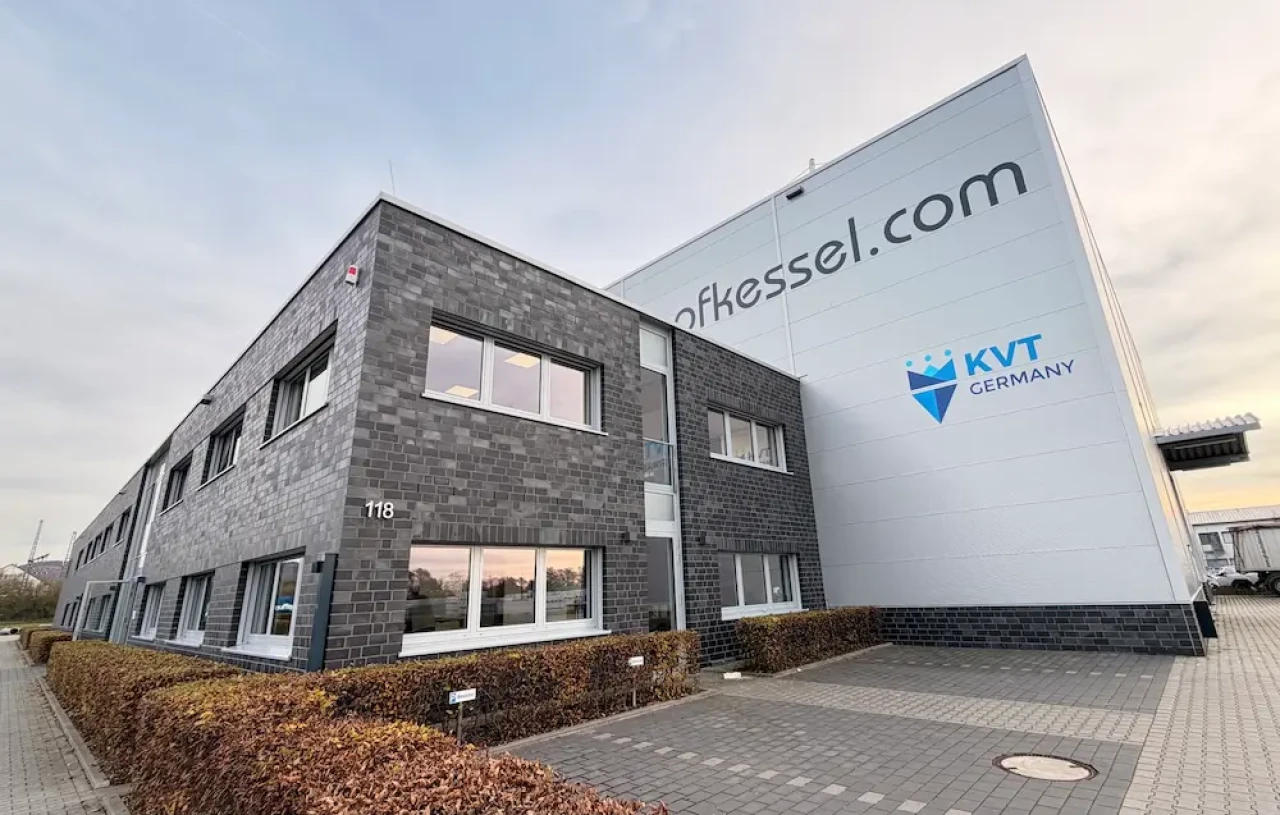 Das Bürogebäude von KVT Germany, spezialisiert auf Notstromaggregate und industrielle Energielösungen.