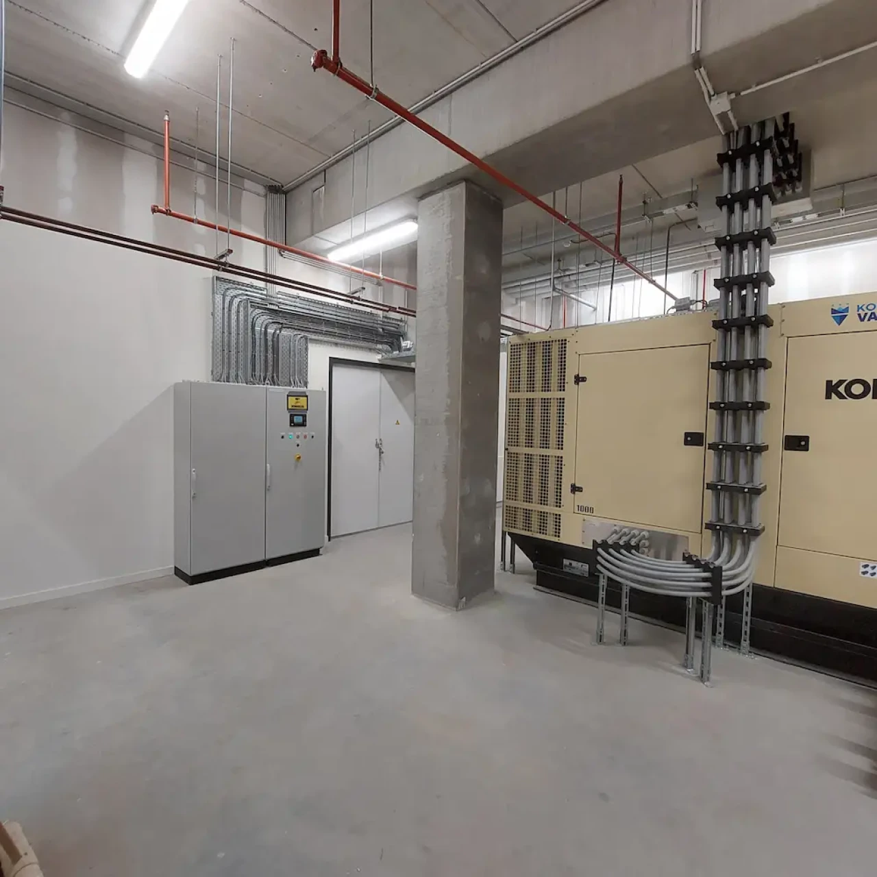 1000 kVA diesel noodstroominstallatie voor logistiek magazijn